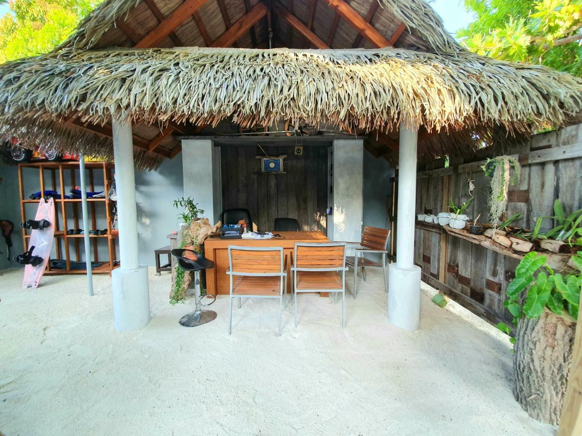 Brickwood Holiday Home Rasdhoo エクステリア 写真